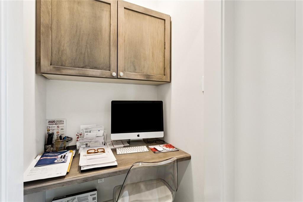 Mandeville, Louisiana 70471, United States, 3 Bedrooms Bedrooms, ,3 BathroomsBathrooms,Residential,Active,180828