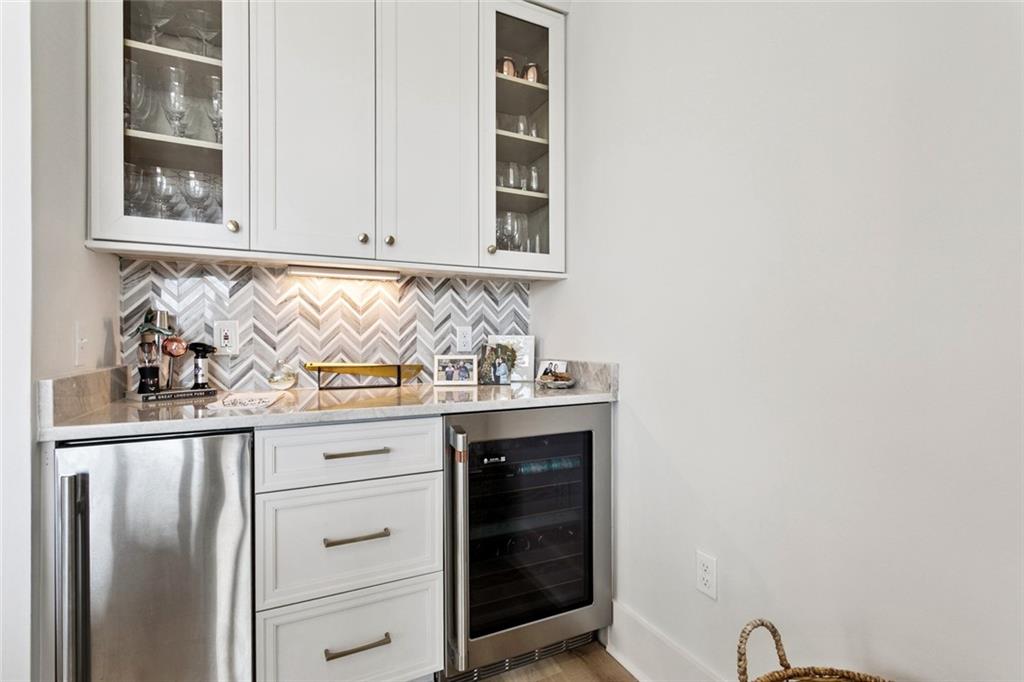 Mandeville, Louisiana 70471, United States, 3 Bedrooms Bedrooms, ,3 BathroomsBathrooms,Residential,Active,180828