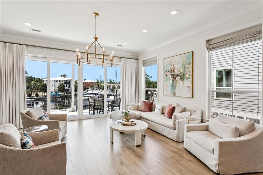 Mandeville, Louisiana 70471, United States, 3 Bedrooms Bedrooms, ,3 BathroomsBathrooms,Residential,Active,180828