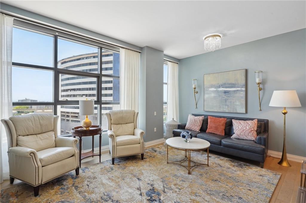 1001 JULIA Street 9G