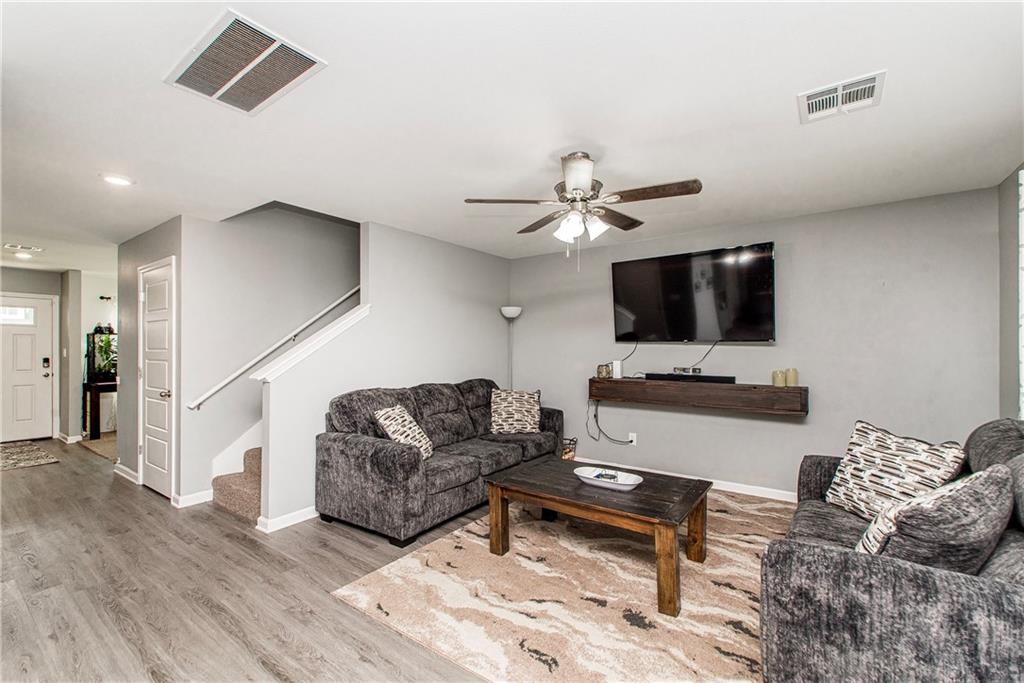 454 PRETTY ACRES Avenue