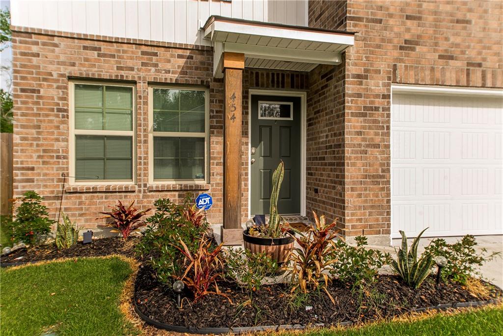 454 PRETTY ACRES Avenue