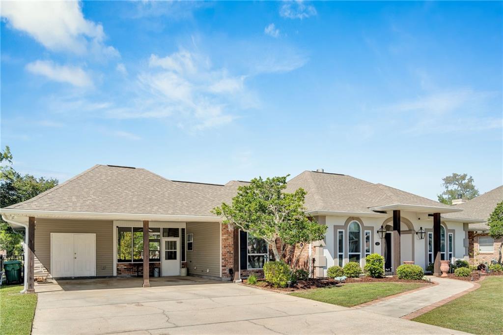 112 COTTAGE Drive