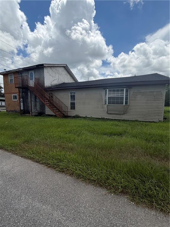 1326 CAUSEWAY Boulevard