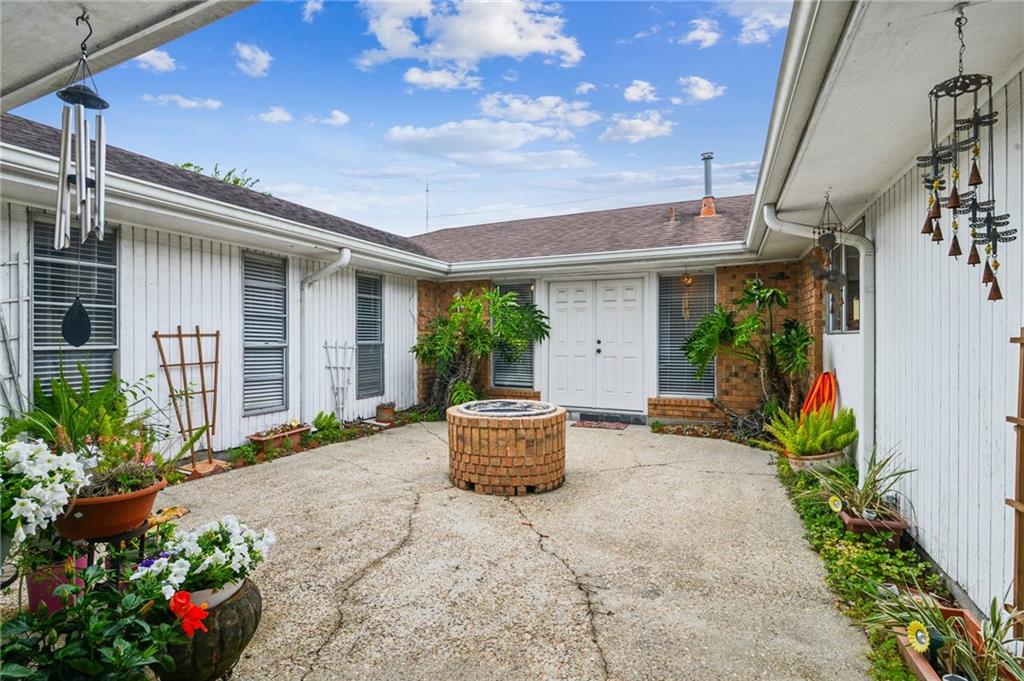 1929 CAROL SUE Avenue