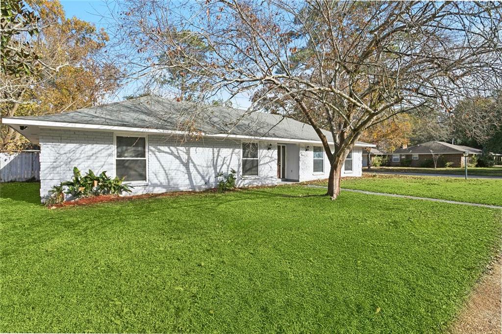 516 POPLAR Drive