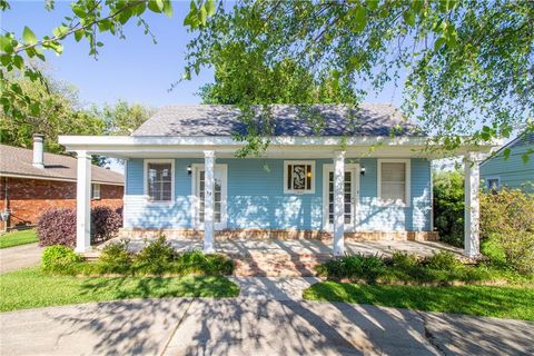 163 DESTREHAN Drive Destrehan LA 70047