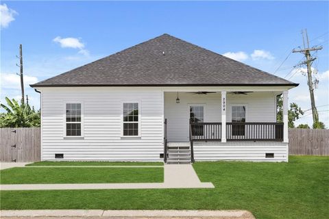 2904 PIRATE Drive Chalmette LA 70043
