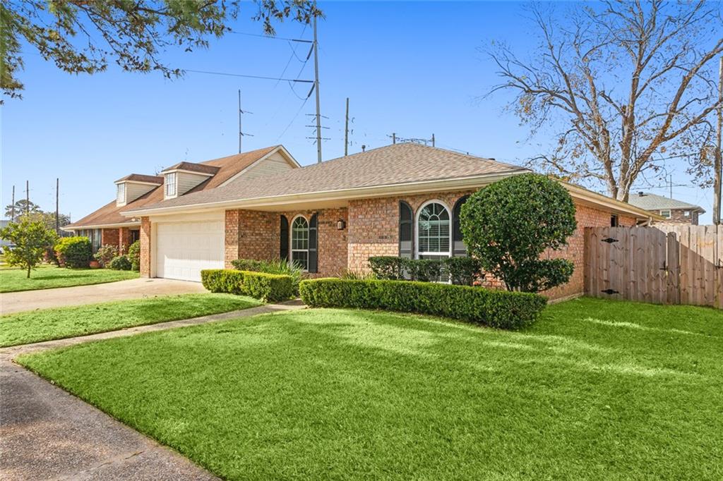 3 ECHEZEAUX Drive
