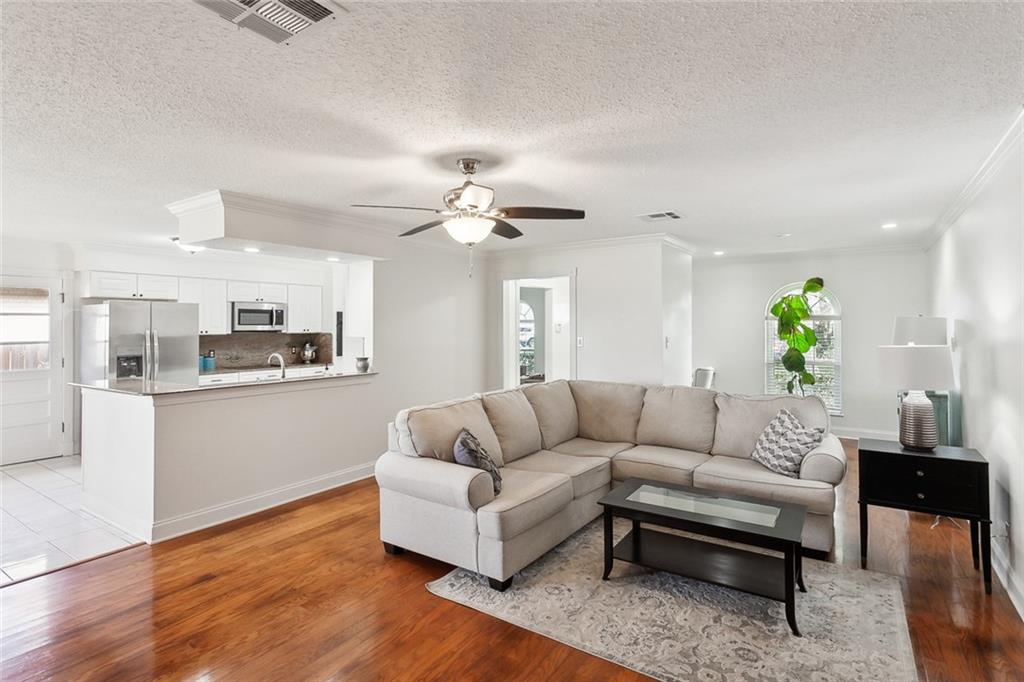 3 ECHEZEAUX Drive