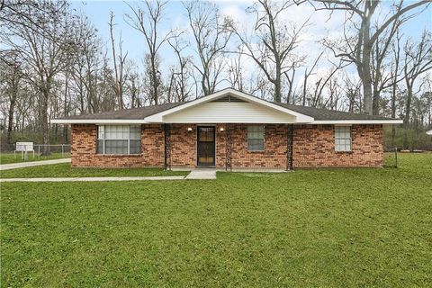 114 ALIDA Drive Hammond LA 70403
