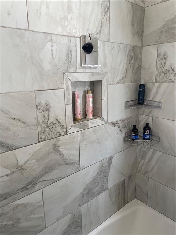 New Orleans, Louisiana 70124, United States, 3 Bedrooms Bedrooms, ,2 BathroomsBathrooms,Residential,Active,151836