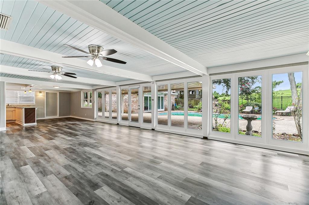 101 LEVEE VIEW Drive