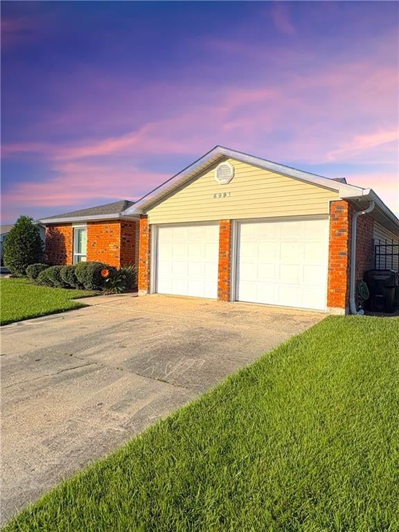 6991 PINEBROOK Drive