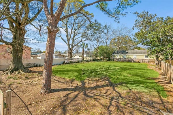 2605 WHITNEY AVE, GRETNA, LA 70056 - Image b09d7e1b9445d78da29bdd2013b2447e/351987487
