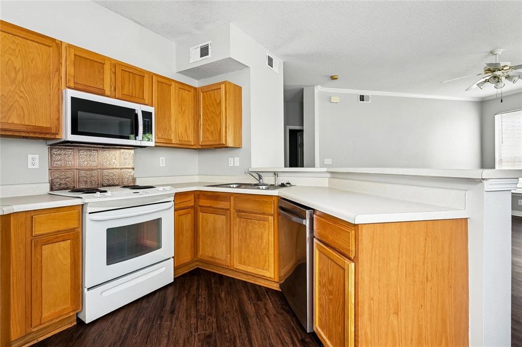 517 SPARTAN Drive 8103