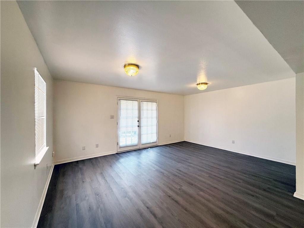4044 46 GEORGETOWN Drive