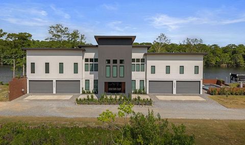 Photo of 984 MARINA Boulevard, Mandeville, LA 70471 (MLS # 2552542)