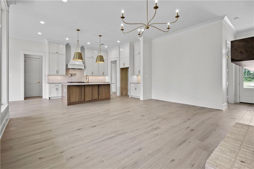 1653 SWEET PEA Court