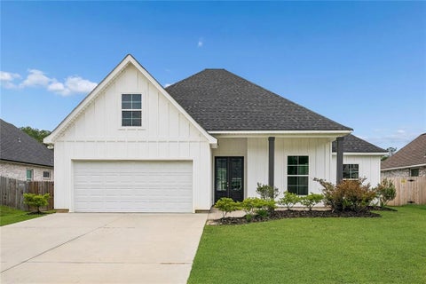 Photo of 72388 HOMESTEAD Street, Covington, LA 70435 (MLS # 2561992)