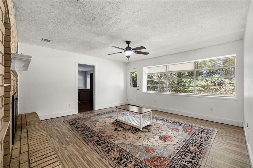 504 SHERWOOD Court
