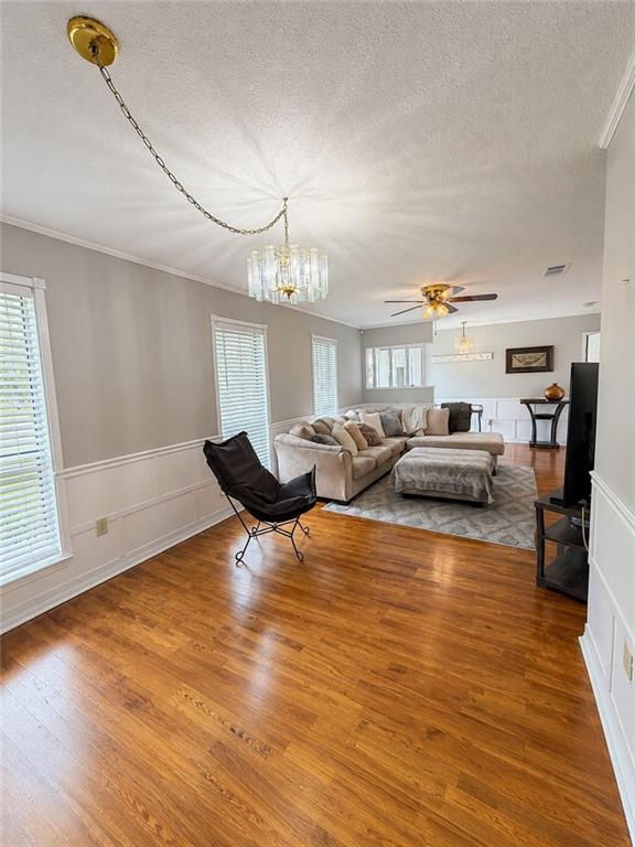 616 WALL Boulevard