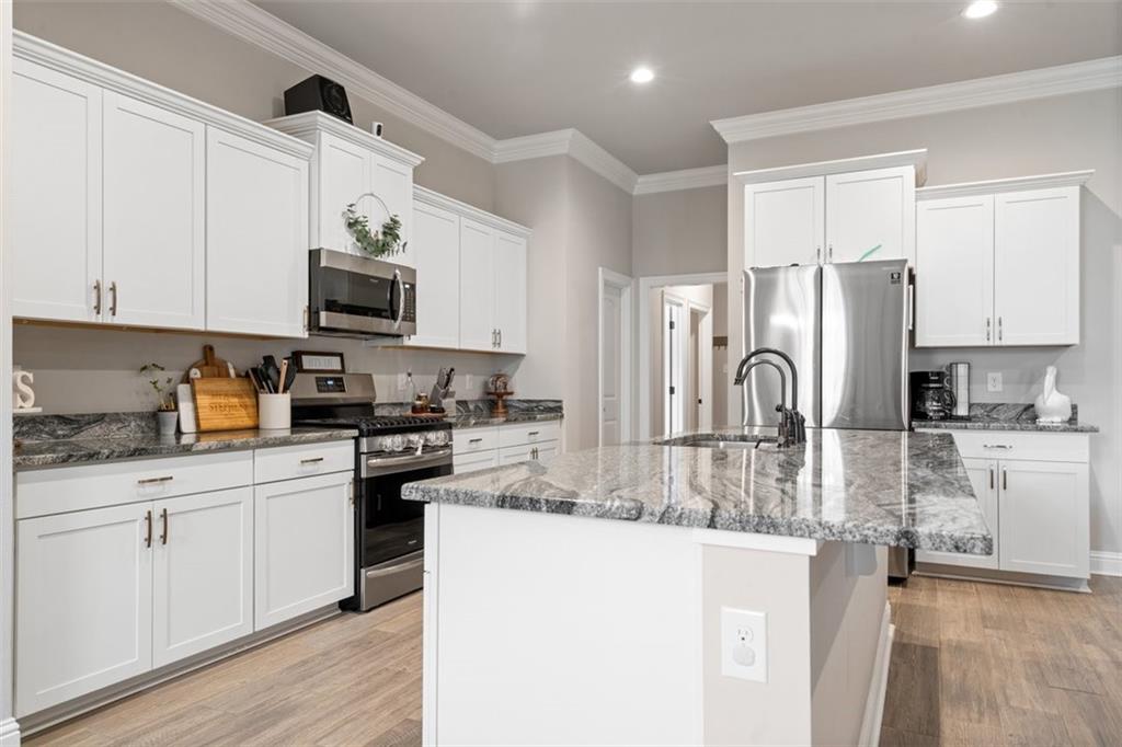 Hammond, Louisiana 70403, United States, 4 Bedrooms Bedrooms, ,3 BathroomsBathrooms,Residential,Pending,63466