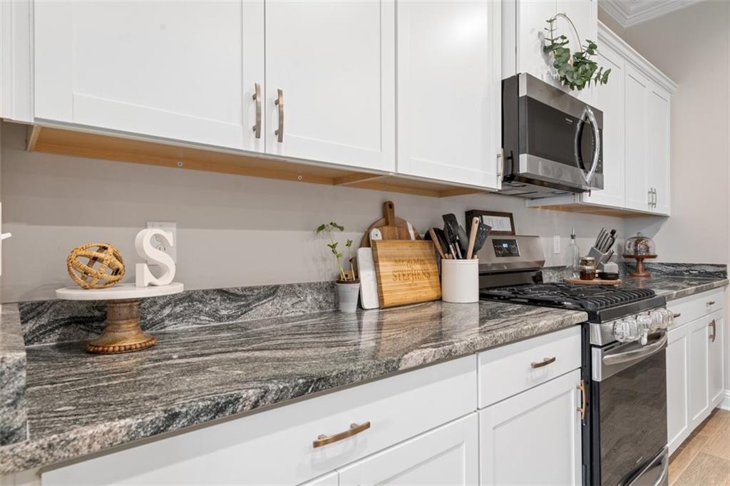 Hammond, Louisiana 70403, United States, 4 Bedrooms Bedrooms, ,3 BathroomsBathrooms,Residential,Pending,63466