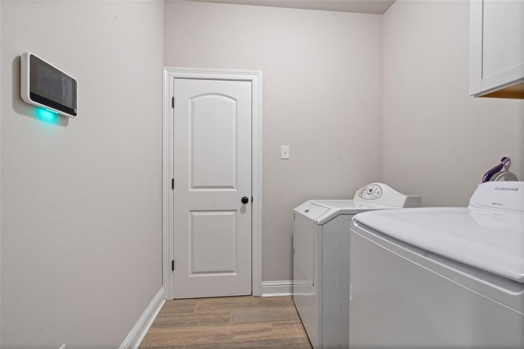 Hammond, Louisiana 70403, United States, 4 Bedrooms Bedrooms, ,3 BathroomsBathrooms,Residential,Pending,63466