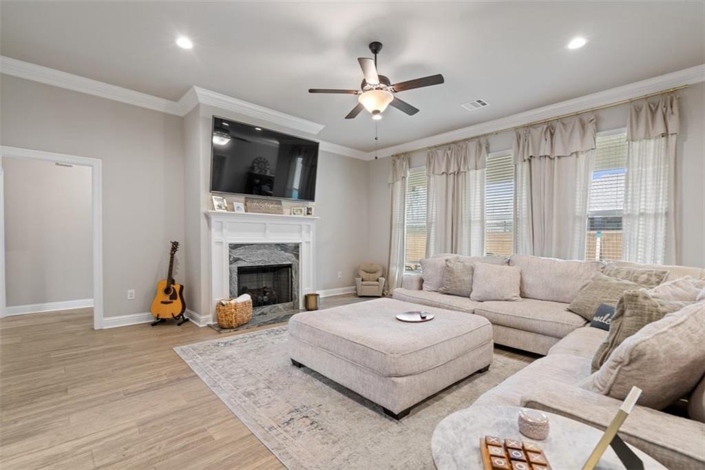 Hammond, Louisiana 70403, United States, 4 Bedrooms Bedrooms, ,3 BathroomsBathrooms,Residential,Pending,63466