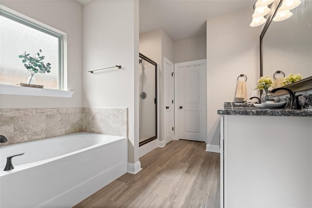 Hammond, Louisiana 70403, United States, 4 Bedrooms Bedrooms, ,3 BathroomsBathrooms,Residential,Pending,63466