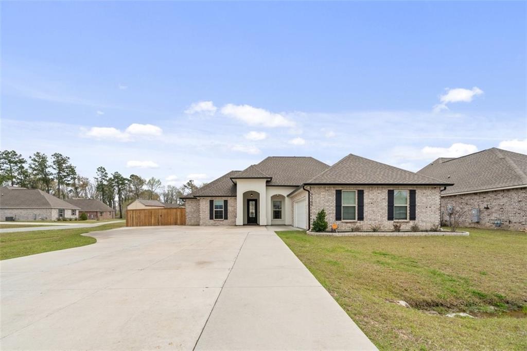 Hammond, Louisiana 70403, United States, 4 Bedrooms Bedrooms, ,3 BathroomsBathrooms,Residential,Pending,63466