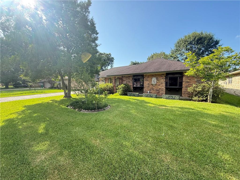 1522 MAPLEWOOD Drive