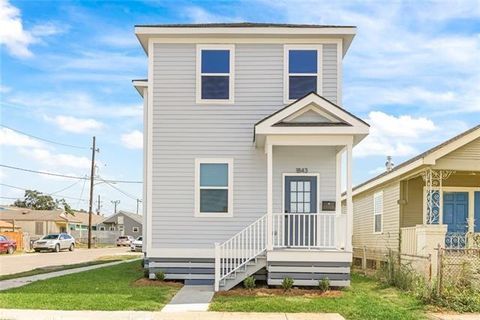Photo of 1843 PIETY Street, New Orleans, LA 70117 (MLS # 2554062)