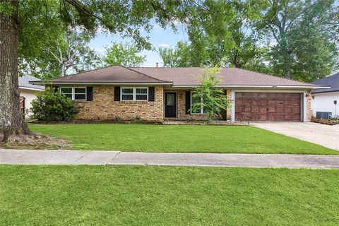 14442 ACACIA Street Baton Rouge LA 70819