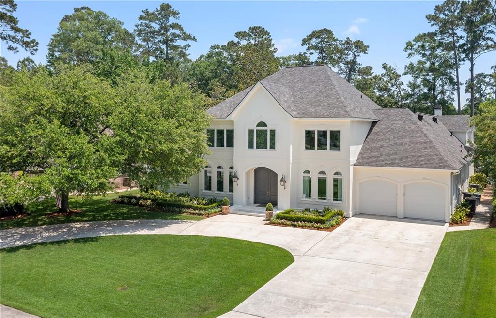 139 FONTAINBLEAU Drive