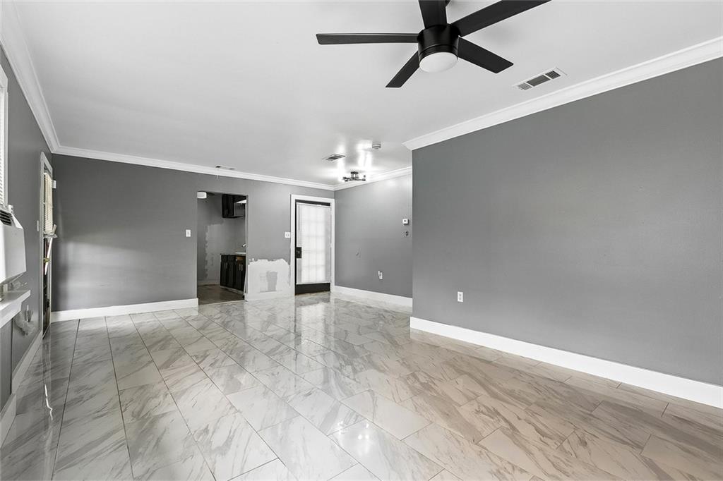 713 RIVER OAKS Drive