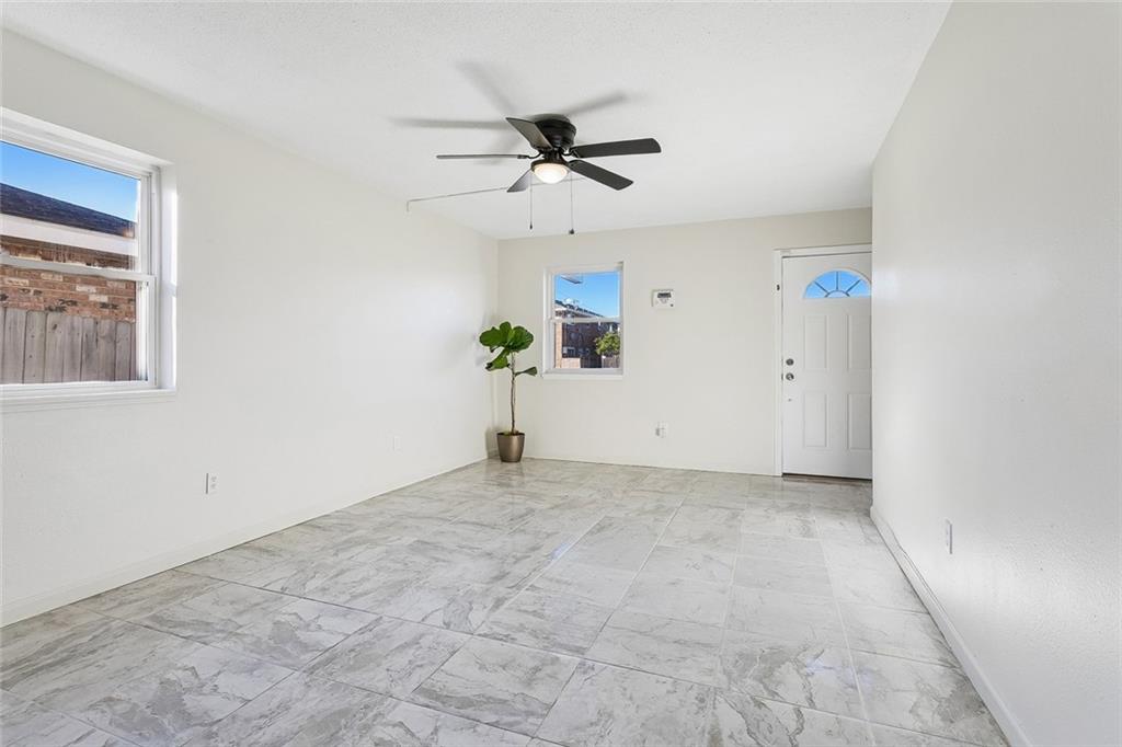 4918 WABASH Street 4918