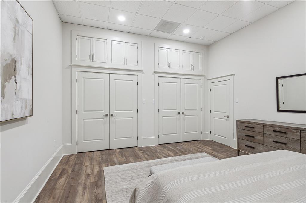 New Orleans, Louisiana 70130, United States, 5 Bedrooms Bedrooms, ,5 BathroomsBathrooms,Residential,Active,234512