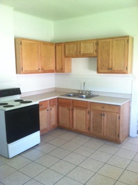 805 07 WHITNEY Avenue