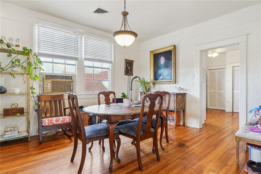 New Orleans, Louisiana 70125, United States, 5 Bedrooms Bedrooms, ,4 BathroomsBathrooms,Residential,Active,68399