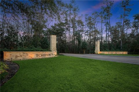 14 WAX MYRTLE Lane Covington LA 70433