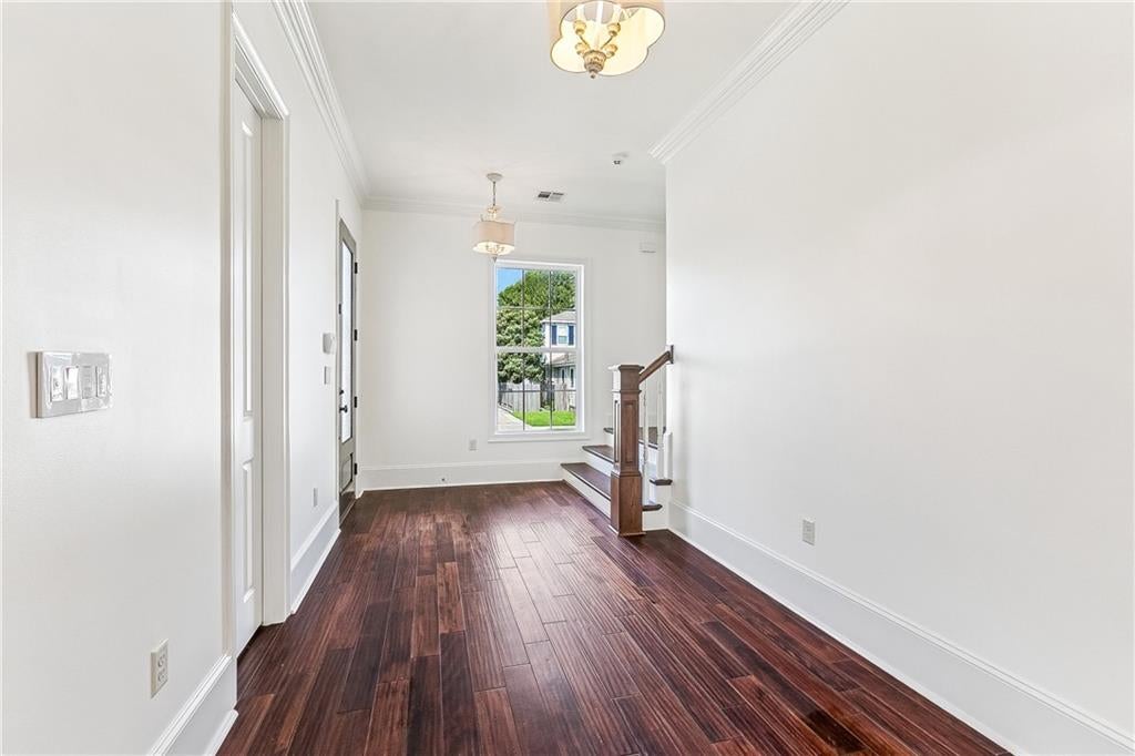325 METAIRIE HEIGHTS Avenue