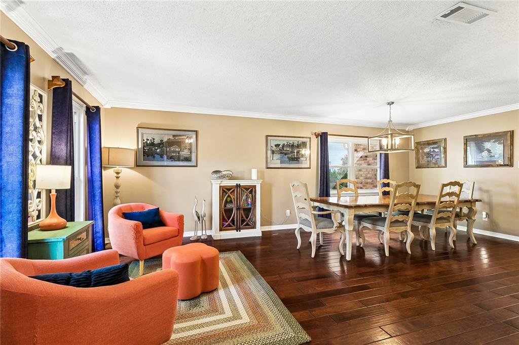 3550 MEADOW LAKE WEST Drive