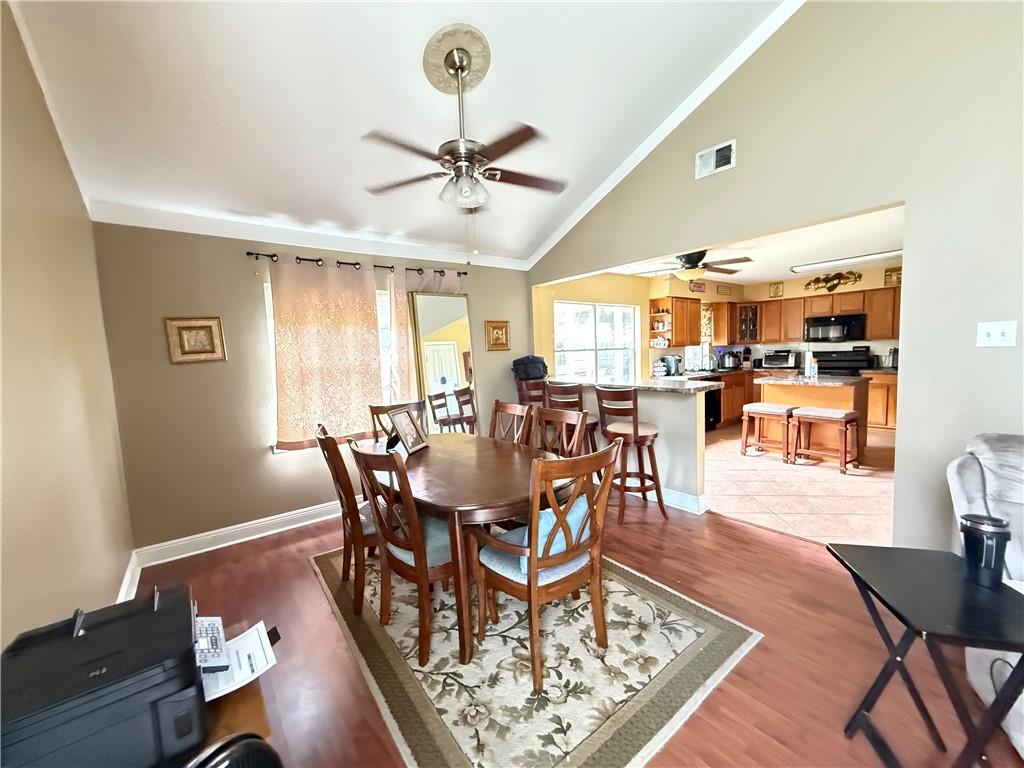 112 CEDARWOOD Drive