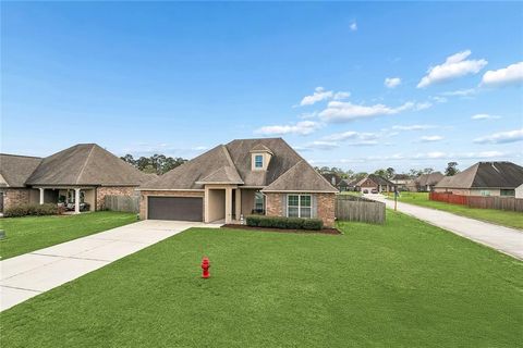 563 PONDEROSA Drive Ponchatoula LA 70454