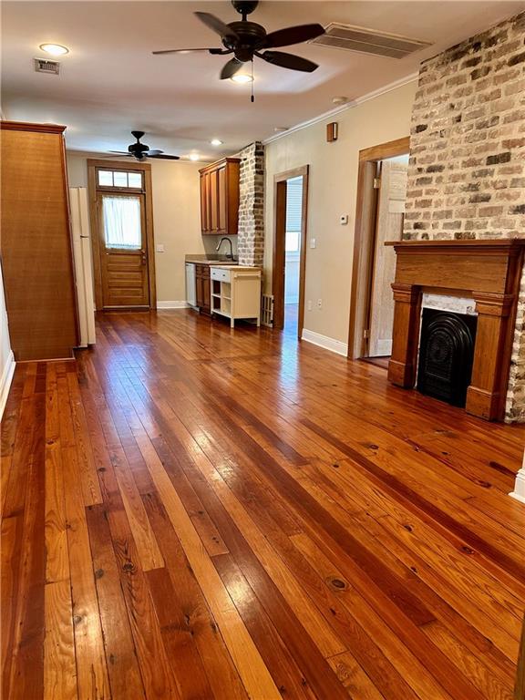 New Orleans, Louisiana 70119, United States, 2 Bedrooms Bedrooms, ,1 BathroomBathrooms,Residential,Active,96753