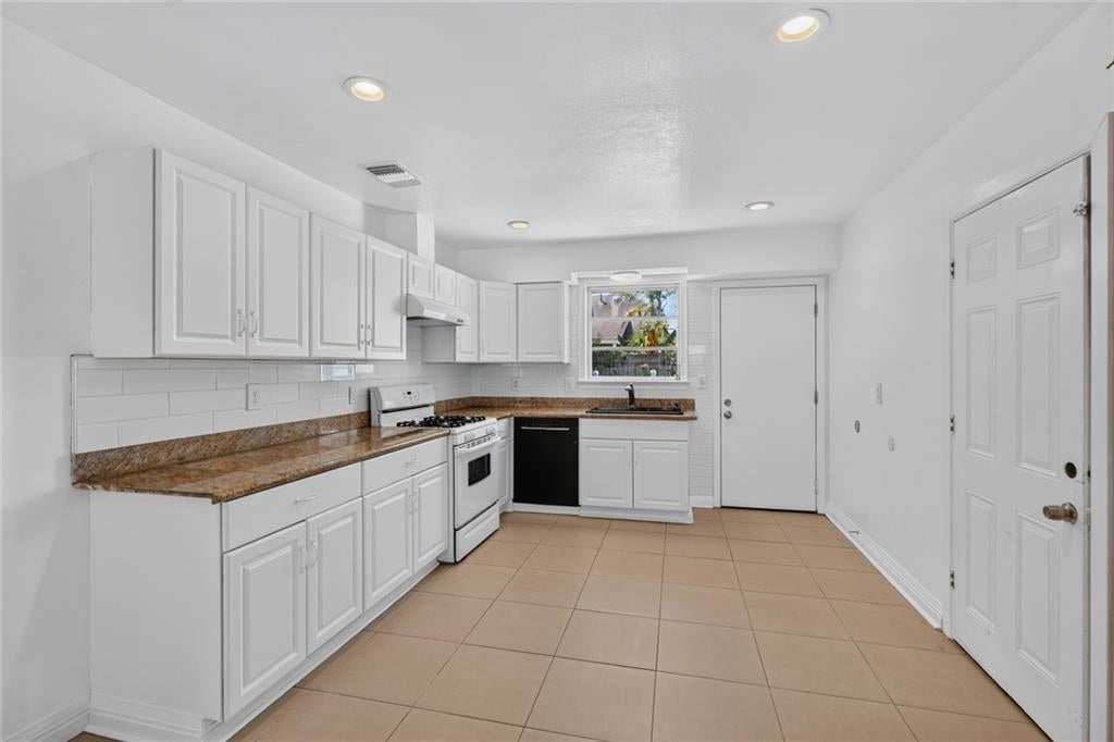 518 OAKLAWN Drive