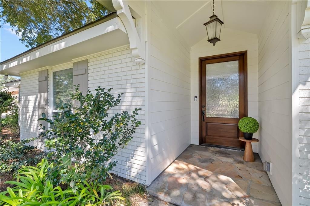 805 BEAU CHENE Drive