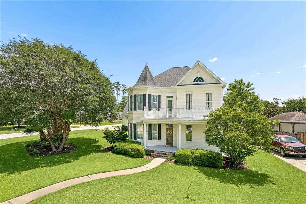 1477 WOODMERE Drive